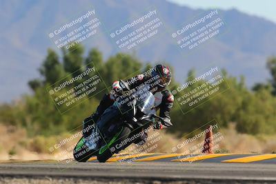 media/Nov-06-2022-SoCal Trackdays (Sun) [[208d2ccc26]]/Turn 7 Set 2 (1050am)/